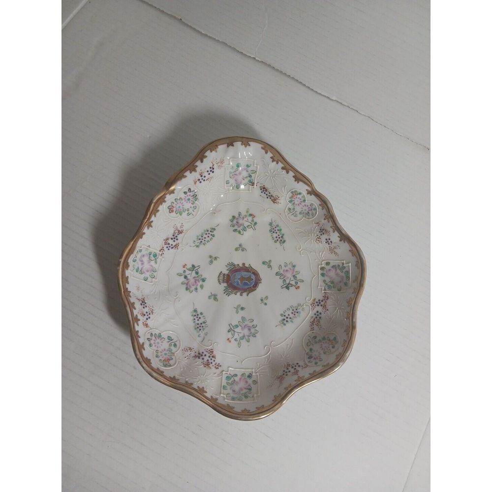 Meissen‎ & Dresden Style Dish With Coat Of Arms 19th C SIGNED